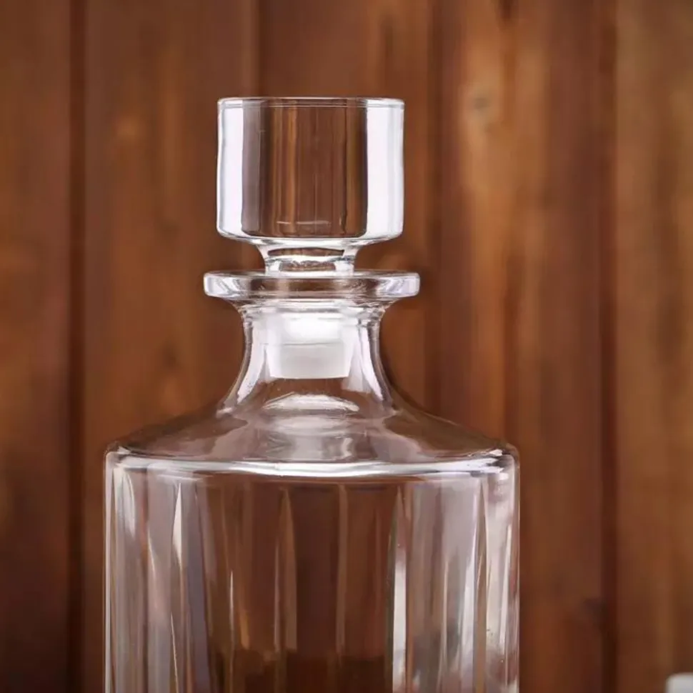 China Decanters & Pitchers*Linea Decanter